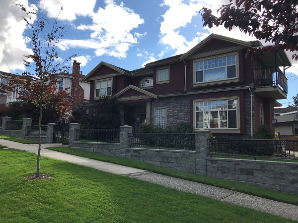 Renfrew House
